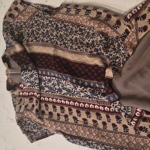 Olivaceous Gorgeous Mixed-Print Shift Dress in Beige, Navy & Rust